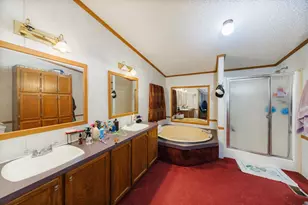 308 S Mill St, Bowie, TX 76230 - Photo 10