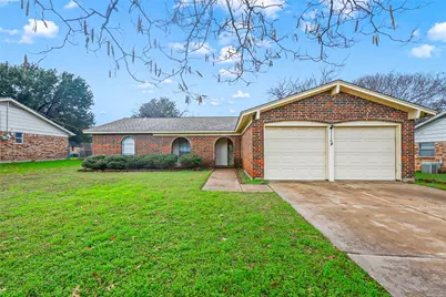 1116 Johnson Street, Benbrook, TX 76126 - Photo 1