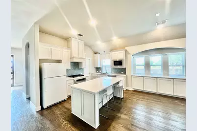 11401 Falcon Trace Drive, Fort Worth, TX 76244 - Photo 8