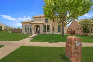 1733 White Cap Ct, DeSoto, TX 75115 - Photo 2