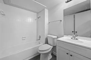 9825 Walnut St, Dallas, TX 75243 - Photo 14