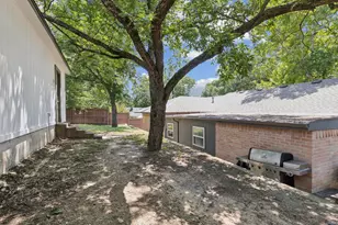 3546 Oak Creek Cir, Dallas, TX 75227 - Photo 24