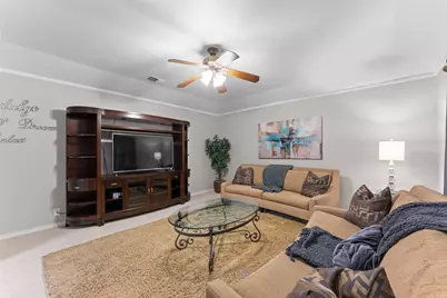 649 The Meadows Parkway, DeSoto, TX 75115 - Photo 10