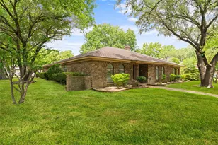 649 The Meadows Pkwy, DeSoto, TX 75115 - Photo 26