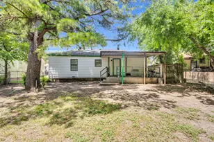 820 NE 31st St, Grand Prairie, TX 75050 - Photo 20