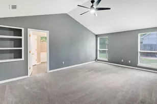 8921 N Longwood Dr, Granbury, TX 76049 - Photo 18