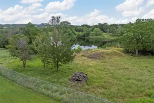 8216 Teakwood Dr, Woodway, TX 76712 - Photo 38