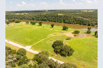 2105 River Shoals Road, Mineral Wells, TX 76067 - Photo 4