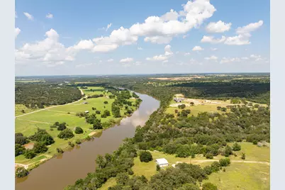 2105 River Shoals Road, Mineral Wells, TX 76067 - Photo 16
