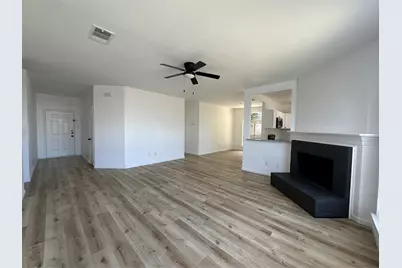 6707 Stone Branch Drive, Arlington, TX 76001 - Photo 4