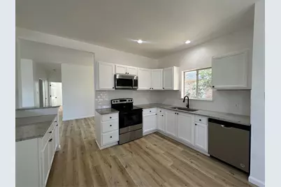 6707 Stone Branch Drive, Arlington, TX 76001 - Photo 10