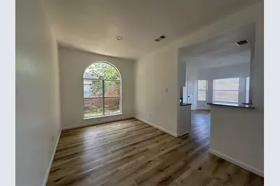 6707 Stone Branch Drive, Arlington, TX 76001 - Photo 8