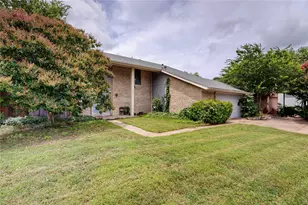 1801 Plantation Rd, Garland, TX 75044 - Photo 4