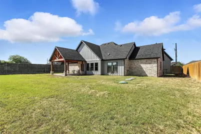 8023 Pennington, Fort Worth, TX 76126 - Photo 36