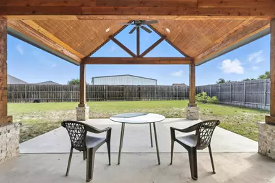 8023 Pennington, Fort Worth, TX 76126 - Photo 32