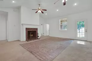 119 Parker Rd, Van Alstyne, TX 75495 - Photo 6