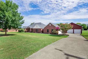 119 Parker Rd, Van Alstyne, TX 75495 - Photo 2