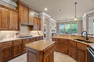 6504 Pinehurst Dr, Granbury, TX 76049 - Photo 12