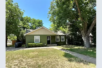 1821 Live Oak Avenue, Waco, TX 76708 - Photo 1