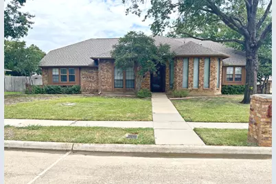 1601 Oak Creek Drive, Lewisville, TX 75077 - Photo 1