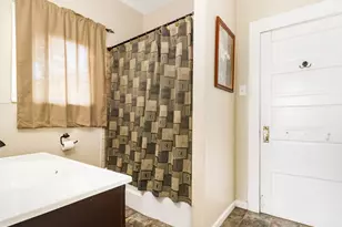 207 N Archer St, Groesbeck, TX 76642 - Photo 12