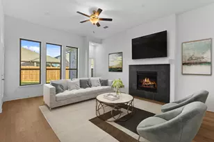 4512 Norcross Dr, Crowley, TX 76036 - Photo 4