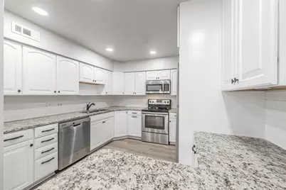 819 Brentwood Lane, Richardson, TX 75080 - Photo 10