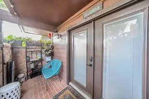 1704 Baird Farm Cir, Arlington, TX 76006 - Photo 4