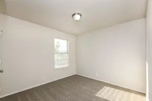 1220 Cheyenne Ct, Saginaw, TX 76131 - Photo 12