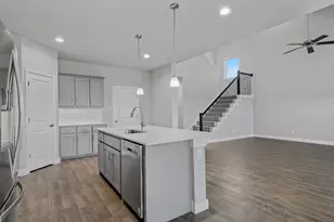 300 Lelo Ln, Mansfield, TX 76063 - Photo 6