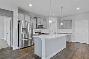 300 Lelo Ln, Mansfield, TX 76063 - Photo 2