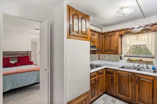 12109 Lunar Ln, Burleson, TX 76028 - Photo 16