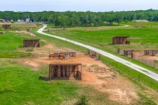 3310 Coy Ln, Granbury, TX 76048 - Photo 2