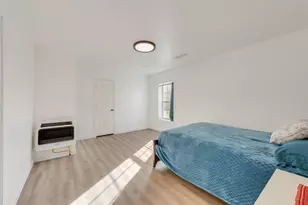 207 W Walnut St, Nocona, TX 76255 - Photo 6