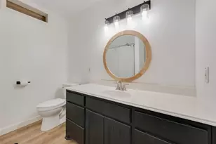 207 W Walnut St, Nocona, TX 76255 - Photo 8