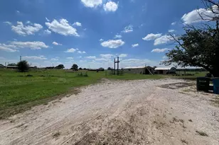 306 Grindstone Rd, Brock, TX 76087 - Photo 18
