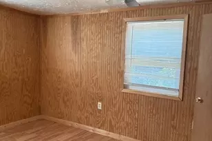 1215 W Dyer St, Breckenridge, TX 76424 - Photo 6