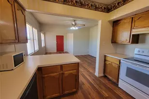 215 Cedar Ct, Graham, TX 76450 - Photo 34