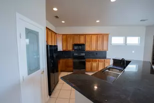 2909 Saratoga Dr, Rockwall, TX 75087 - Photo 2