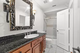 8945 Waterchase Cir, Fort Worth, TX 76120 - Photo 34