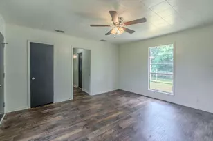 139 Anderson County Road 389, Palestine, TX 75801 - Photo 8