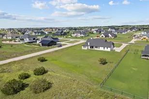 6317 Vega Rd, Godley, TX 76044 - Photo 28