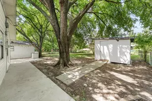 210 Virginia Dr, Waco, TX 76705 - Photo 18