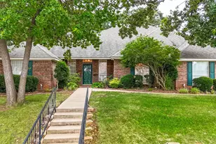 2100 Deer Run, Denison, TX 75020 - Photo 2