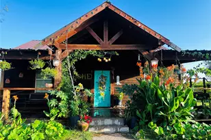 267 S Hopkins Ave, Emhouse, TX 75110 - Photo 1