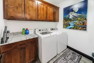 217 Polk, Bowie, TX 76230 - Photo 18