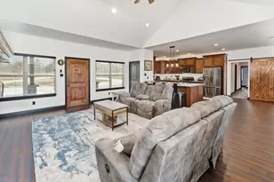 217 Polk, Bowie, TX 76230 - Photo 12