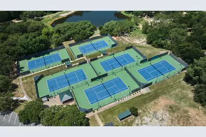 2172 Middlewood Circle, Granbury, TX 76049 - Photo 40