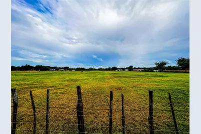 640 N Keller Road, Mineral Wells, TX 76067 - Photo 2