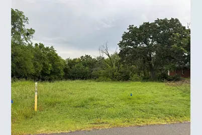 509 E Shepherd Street, Denison, TX 75021 - Photo 2